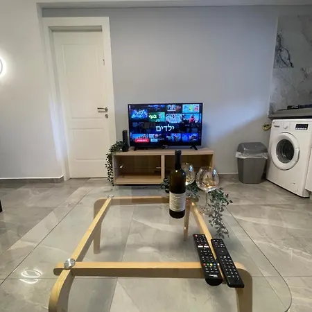 Appartement הטרקלין של לינוי - 5 דקות נסיעה מהים à Ashkelon Extérieur photo
