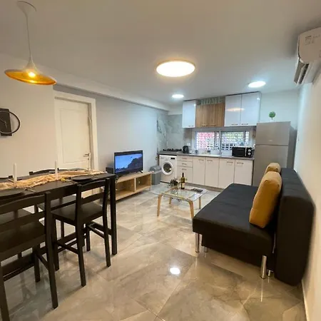 Appartement הטרקלין של לינוי - 5 דקות נסיעה מהים à Ashkelon Extérieur photo